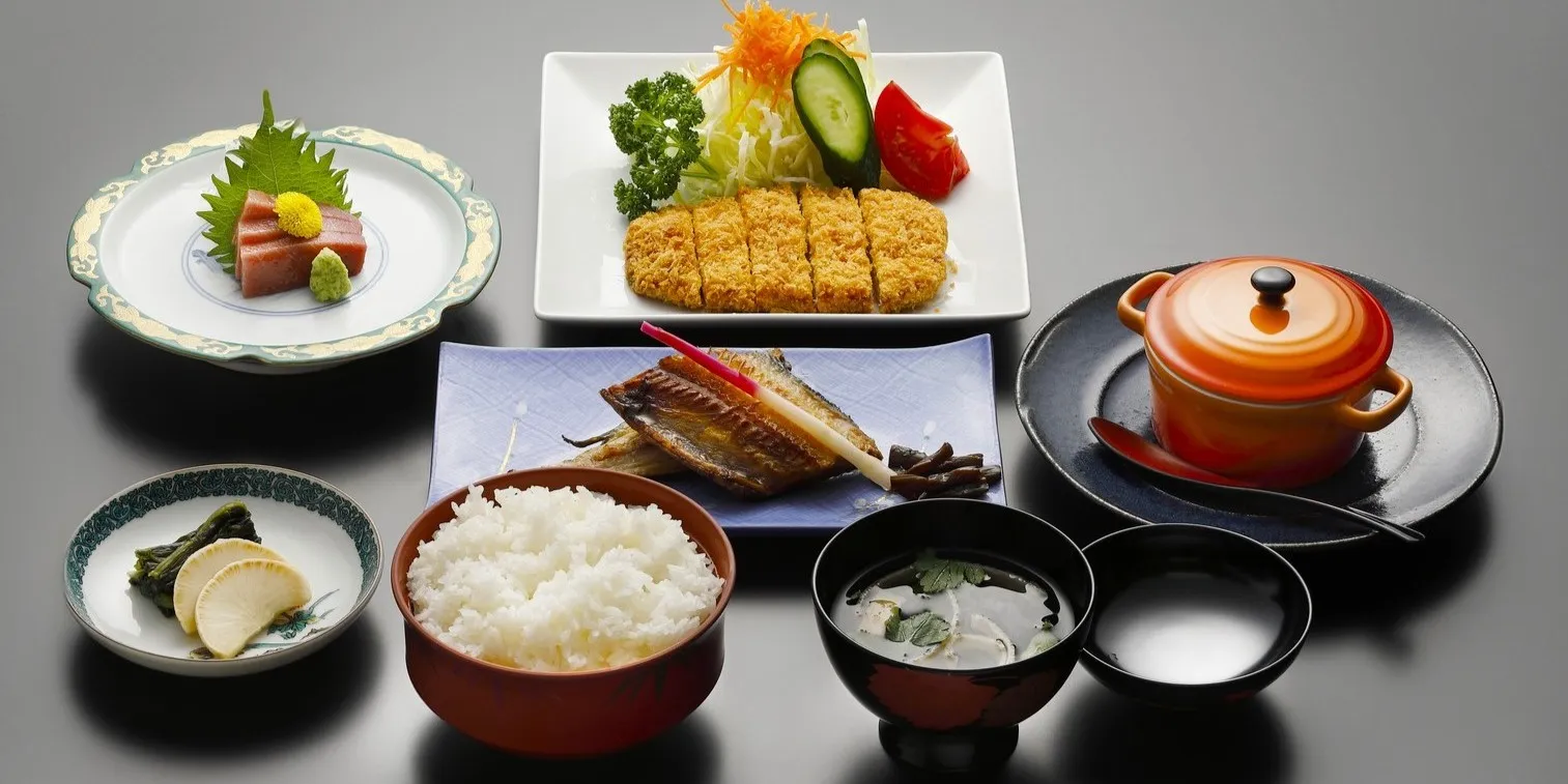 お食事